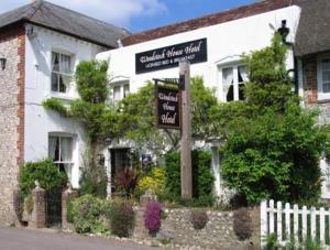 Woodstock House Hotel - Guest House